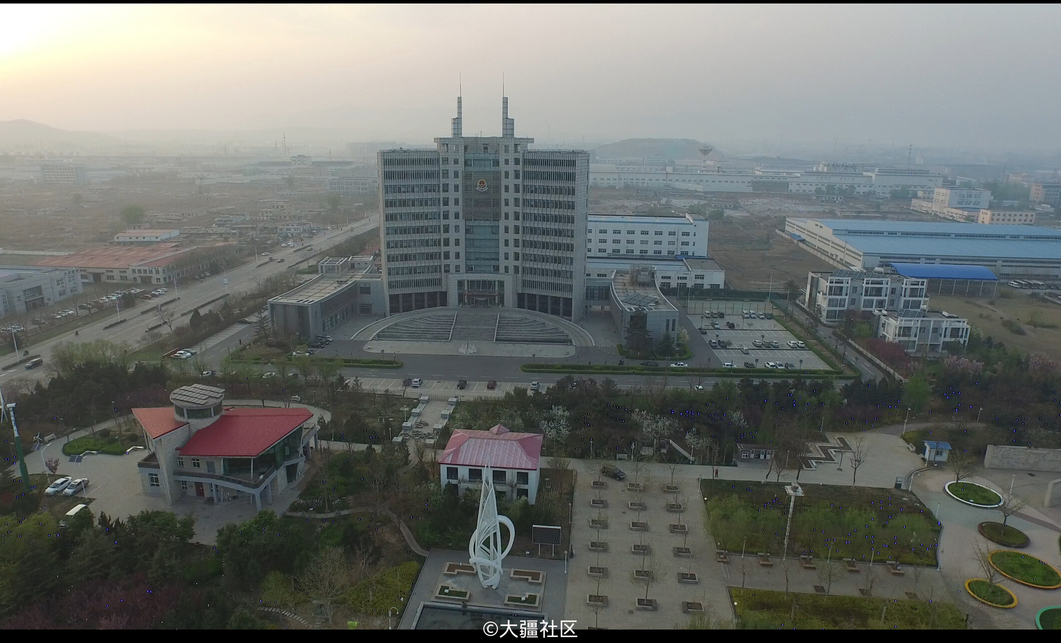 精灵3拍摄视频出现好多闪烁的亮点,不是噪点!