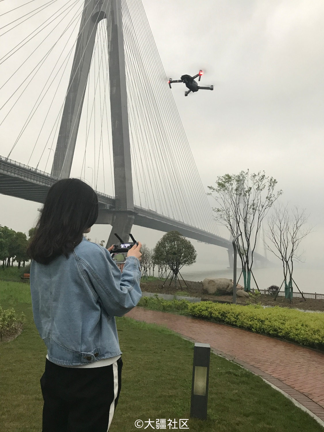 hi,无人机女飞手!
